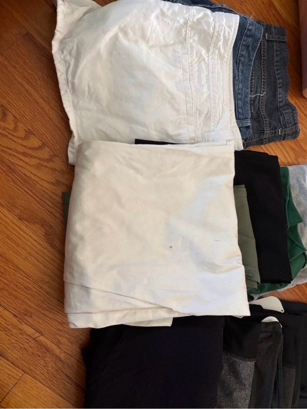 Women’s clothing bundle